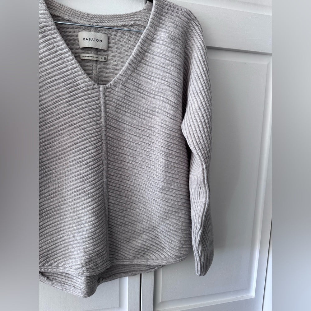 Babaton Merino Wool V-Neck Sweater Small | 100% Ultra Fine Merino Knit