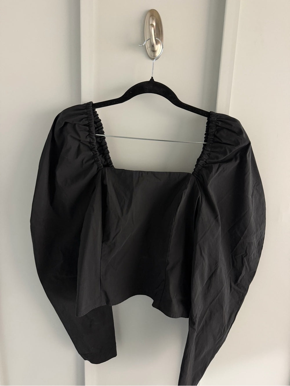 Levi’s Black Smocked Corset Top with Voluminous Sleeves - Size Medium