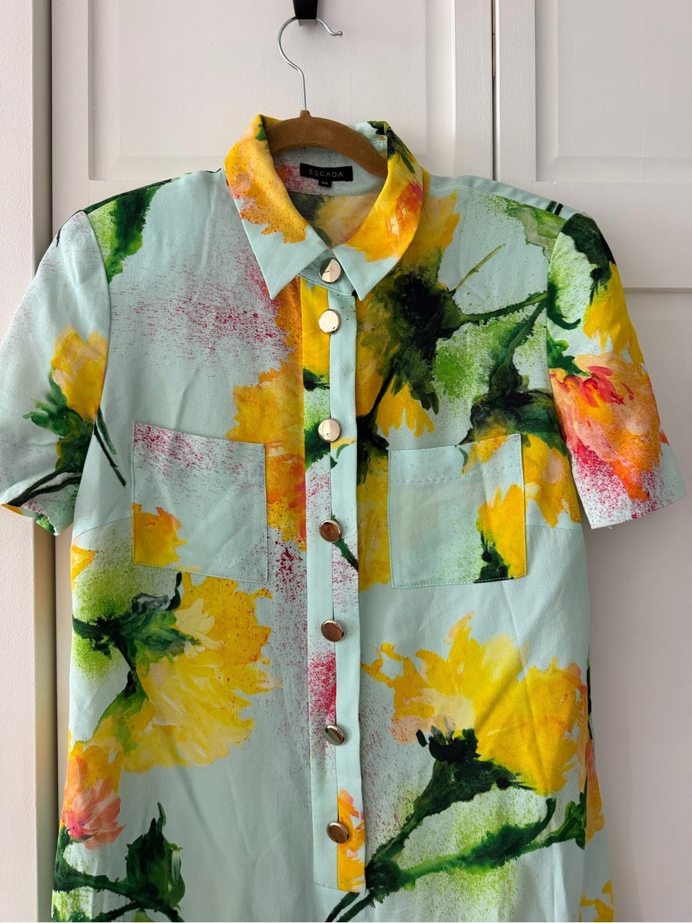 Escada "Dallinata" Mint Floral Viscose Shirt Dress - Size 38 like new