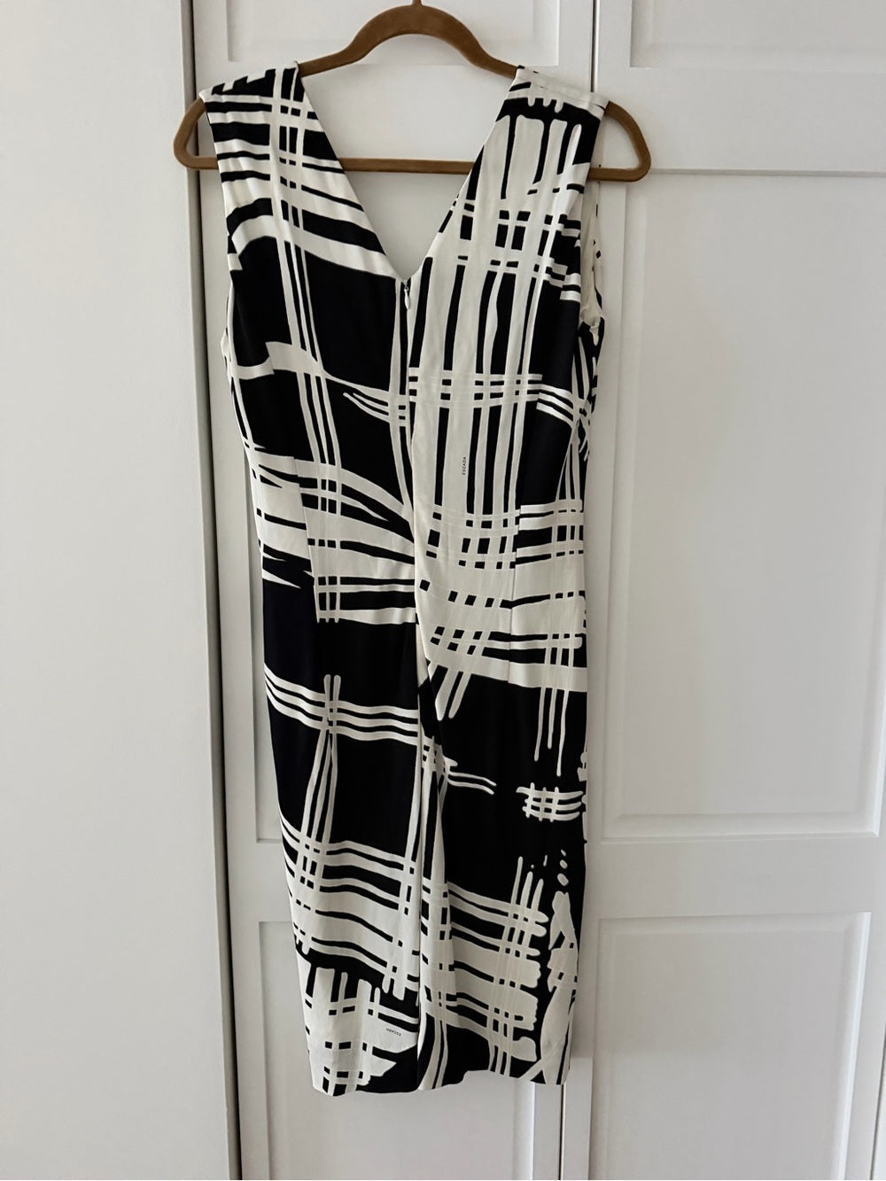 Vintage Escada Black & White Graphic Twist-Front Midi Dress - Size 40