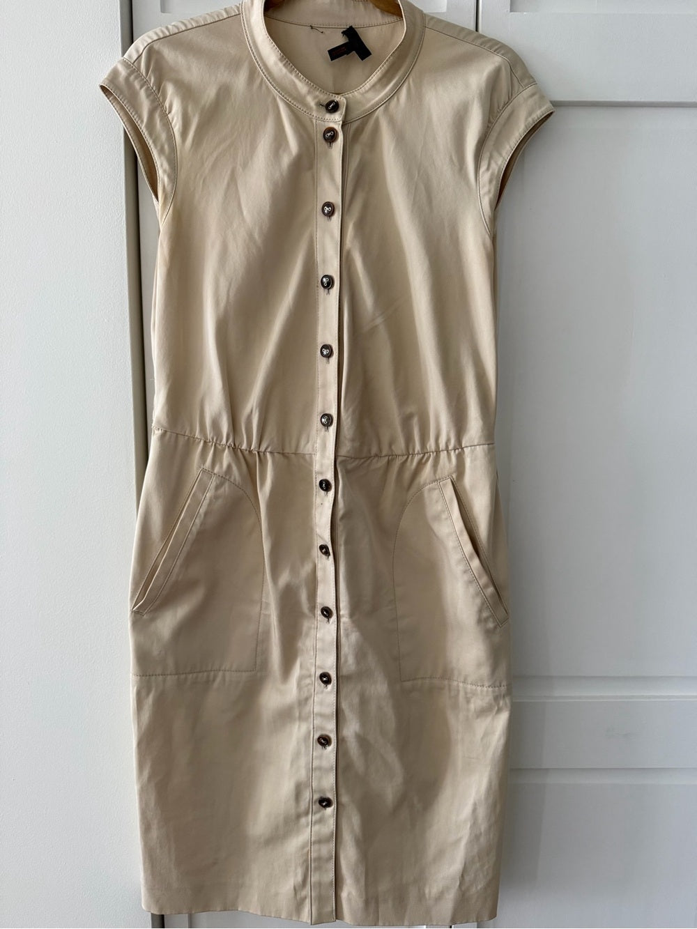 Escada Cream Button-Front Shirt Dress with Pockets - Size EU 38/ US 6