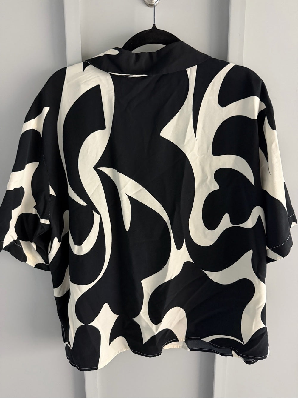 A New Day Black and White Abstract Print Oversized Blouse L