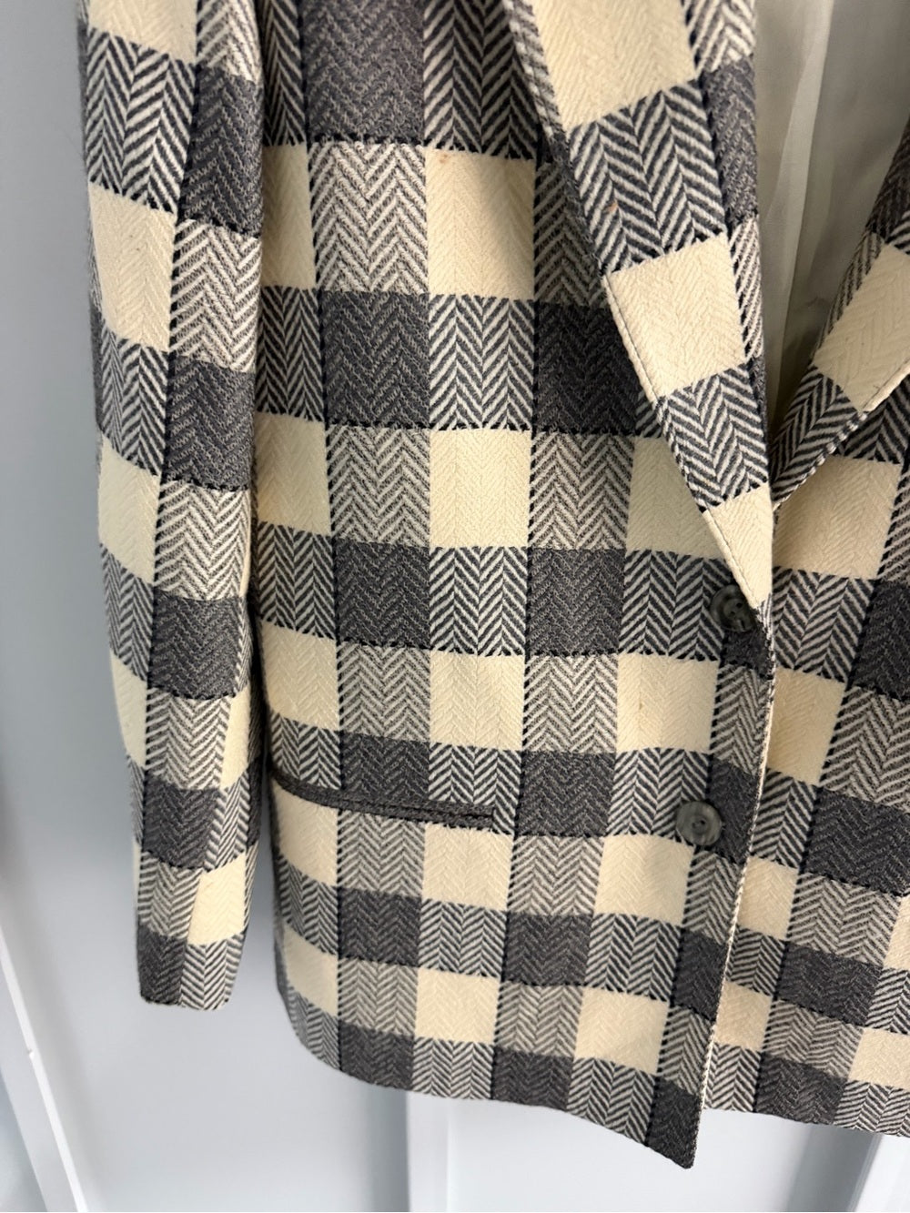 Vintage Allure Buffalo Check Herringbone Blazer - Size 6