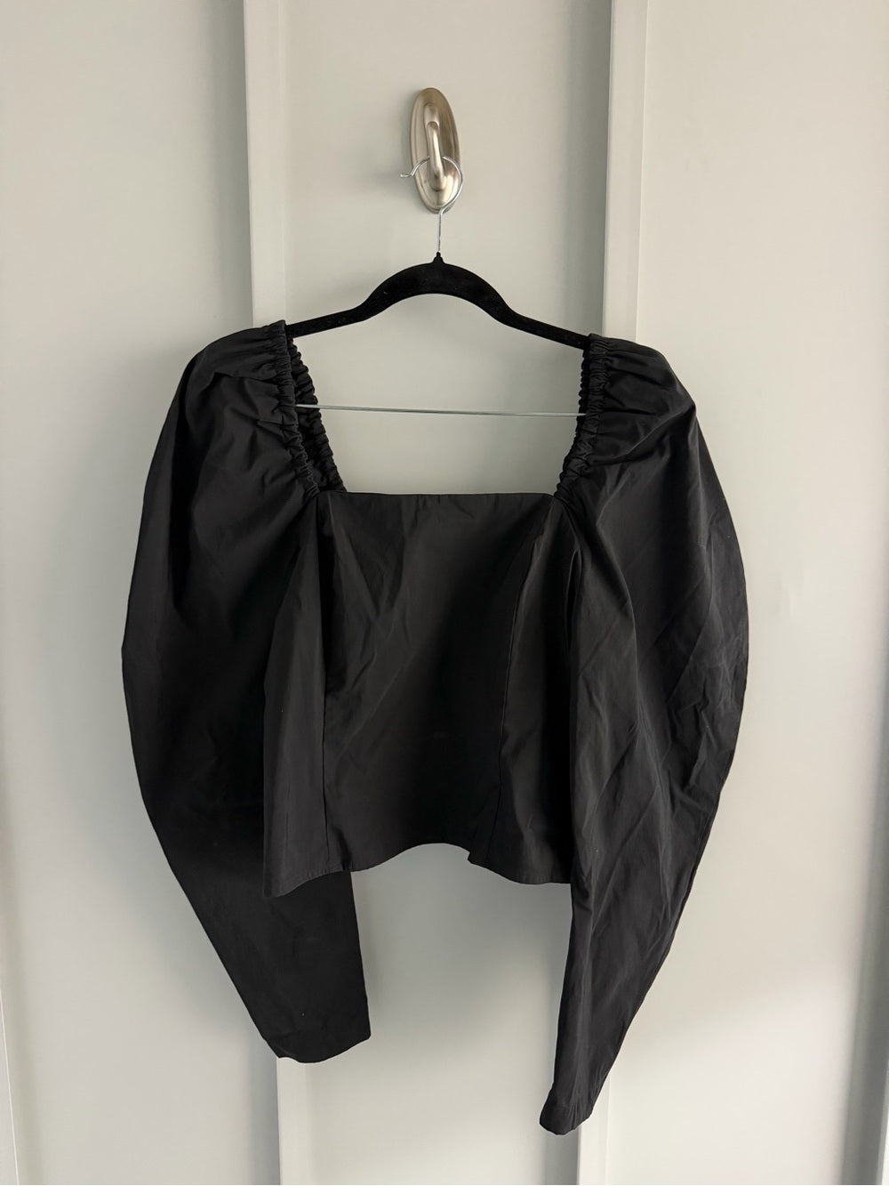 Levi’s Black Smocked Corset Top with Voluminous Sleeves - Size Medium