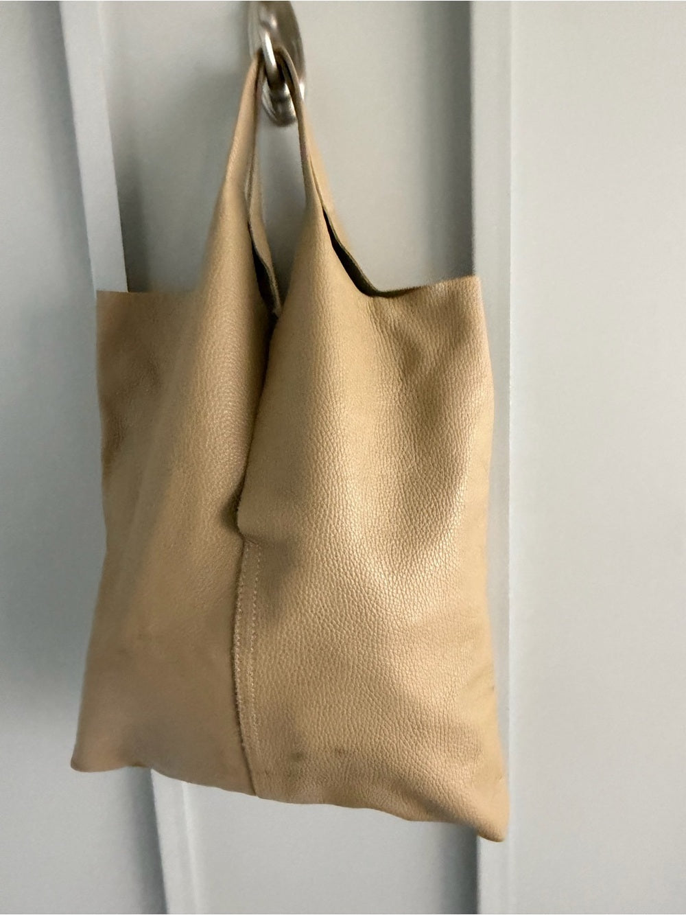 Handmade Made in Italy Tan Pebbled Leather Tote Bag with Pouch