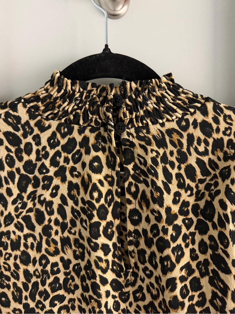 Vintage Italian Leopard Print Smocked Mock Neck Blouse L