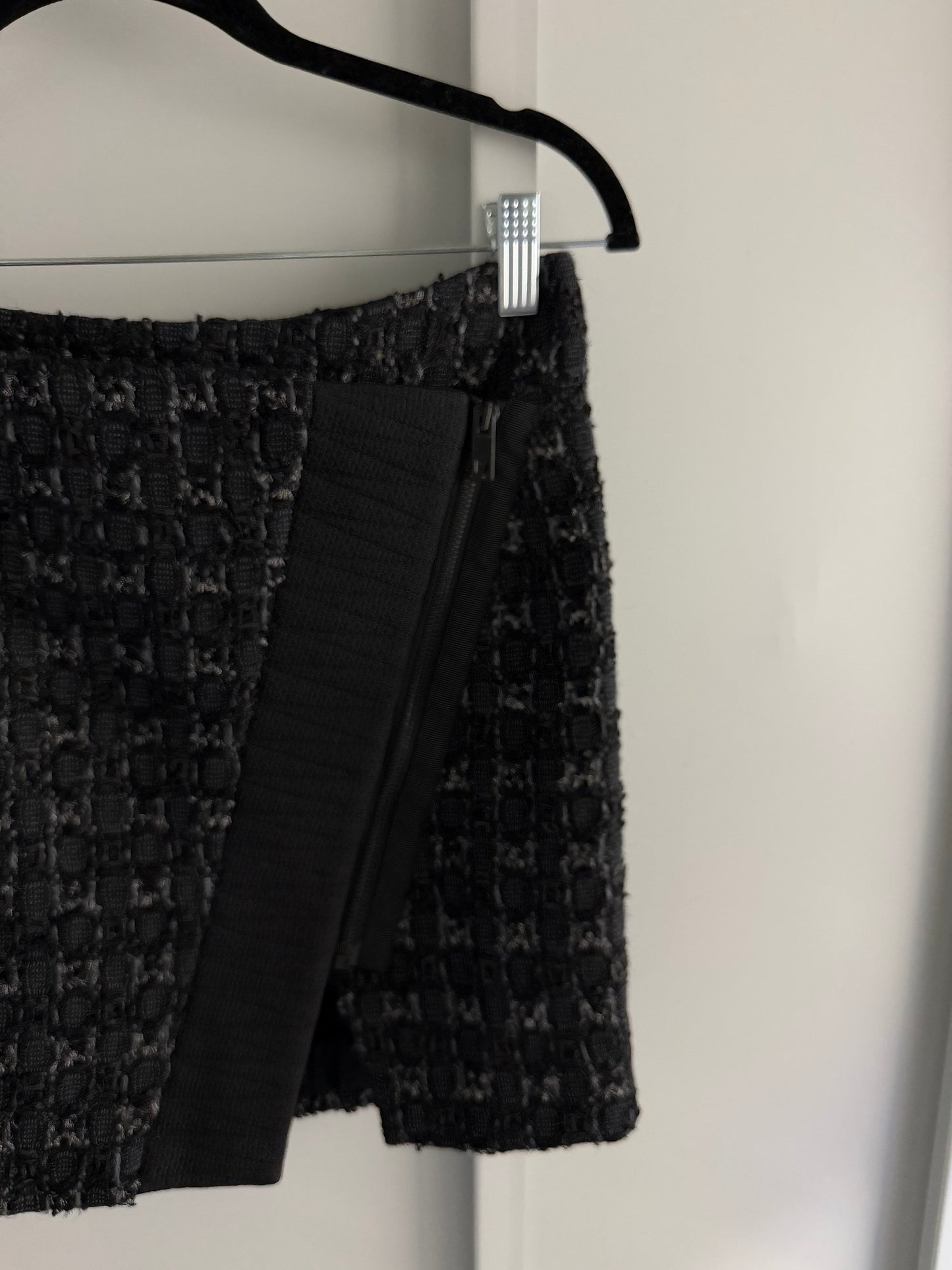 Rag & Bone Black Virgin Wool Tweed Asymmetric Zip Wrap Mini Skirt Size 2