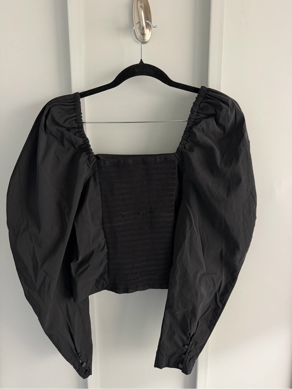 Levi’s Black Smocked Corset Top with Voluminous Sleeves - Size Medium