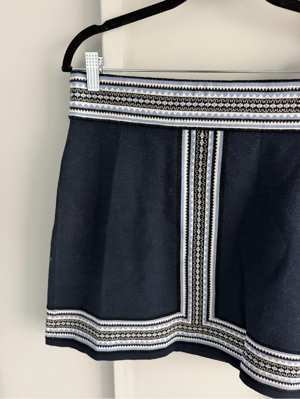 Club Monaco Navy Blue Geometric Border Knit Mini Skirt S