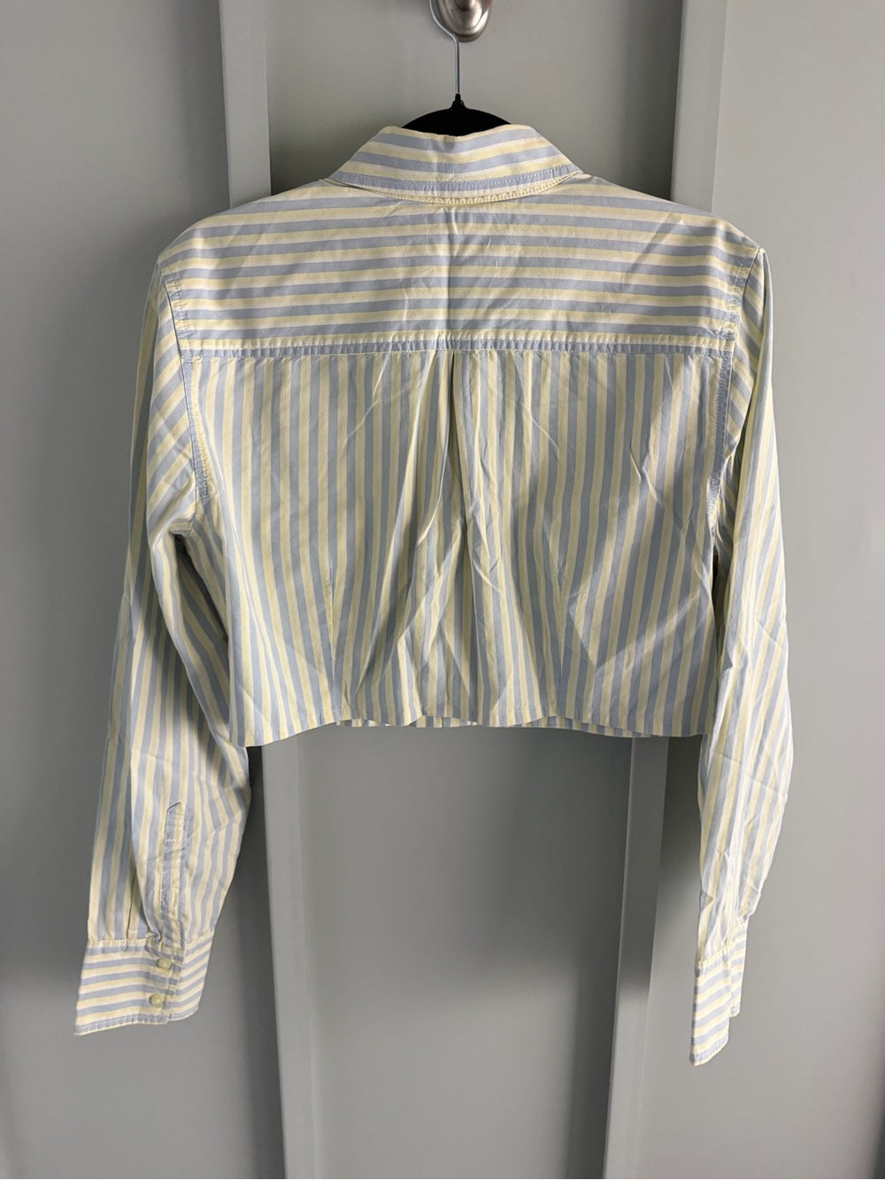 Tommy Hilfiger Pastel Striped Cropped Long-Sleeve Shirt - Size Large