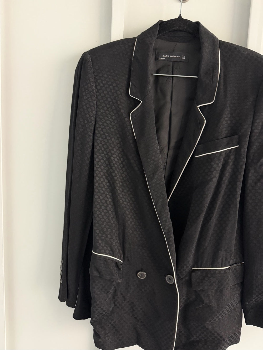 Zara Black Satin Viscose Jacquard Piping Blazer L