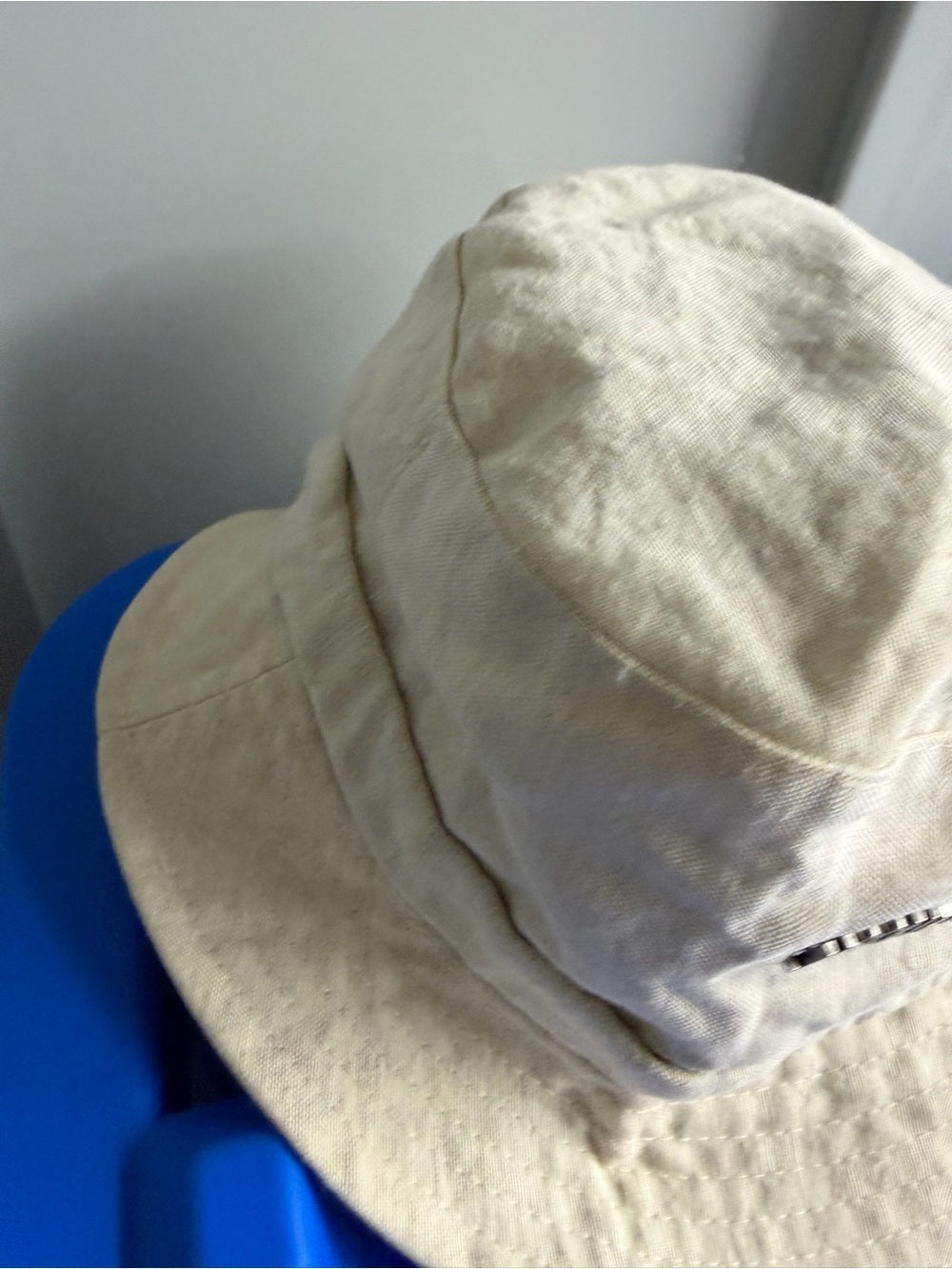 NWOT JACQUEMUS Neutral Beige Bucket Hat with Logo Plaque