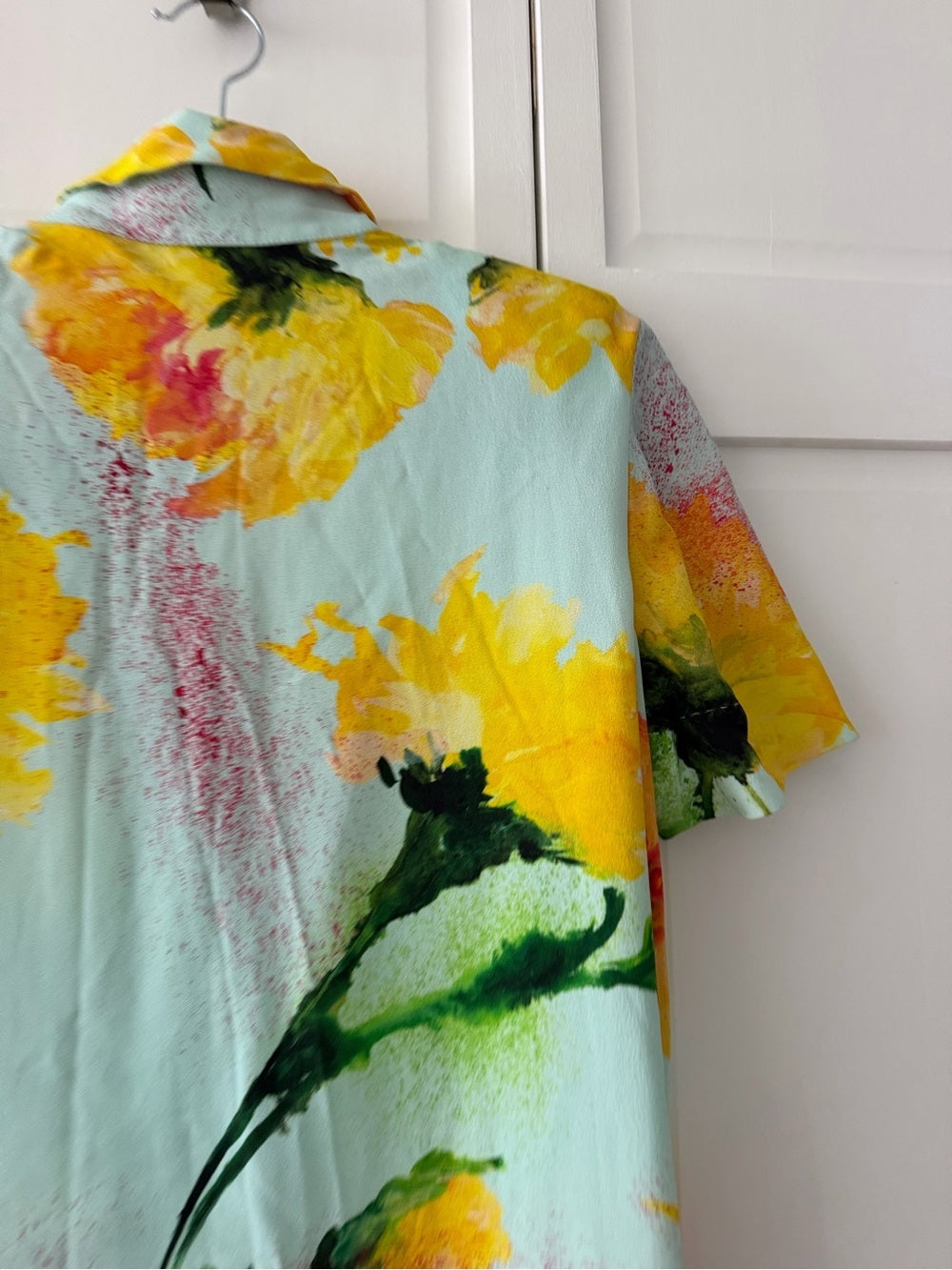 Escada "Dallinata" Mint Floral Viscose Shirt Dress - Size 38 like new