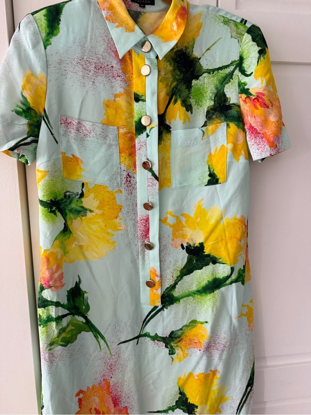 Escada "Dallinata" Mint Floral Viscose Shirt Dress - Size 38 like new