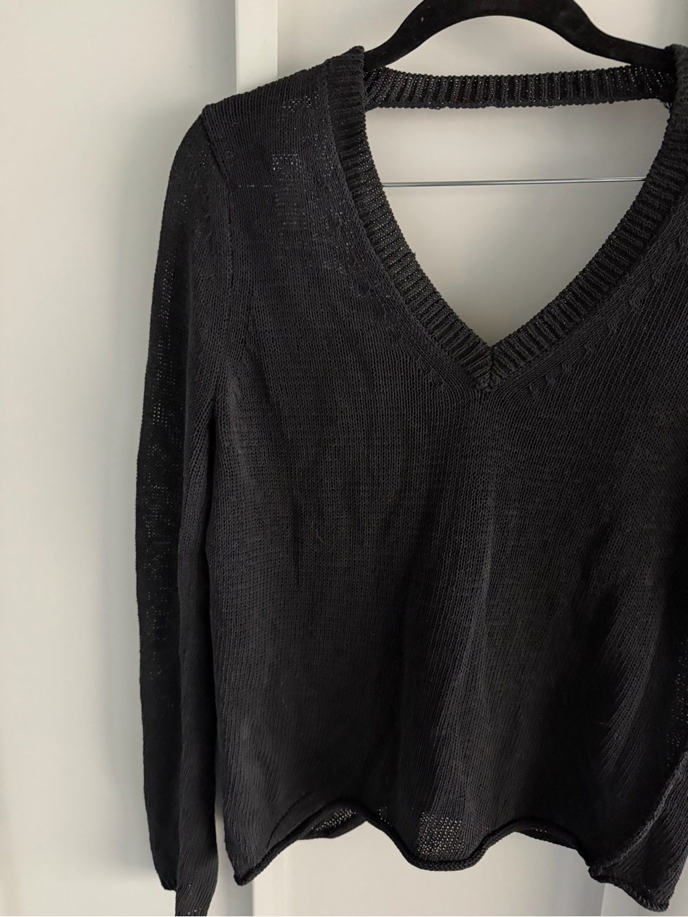 360 Sweater Black Cotton Blend V-Neck Cutout Back Knit Small