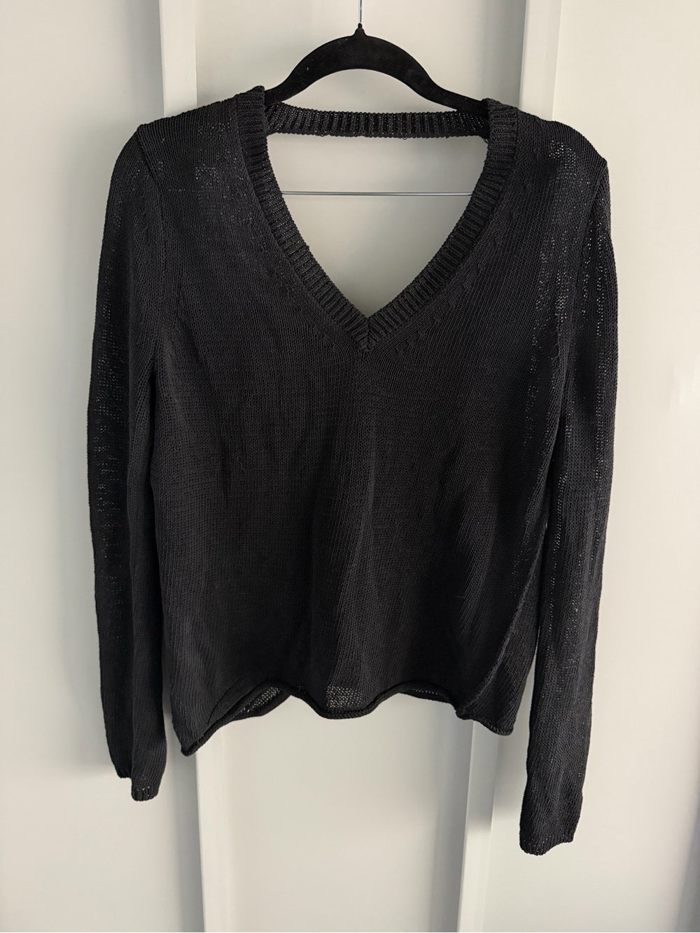 360 Sweater Black Cotton Blend V-Neck Cutout Back Knit Small