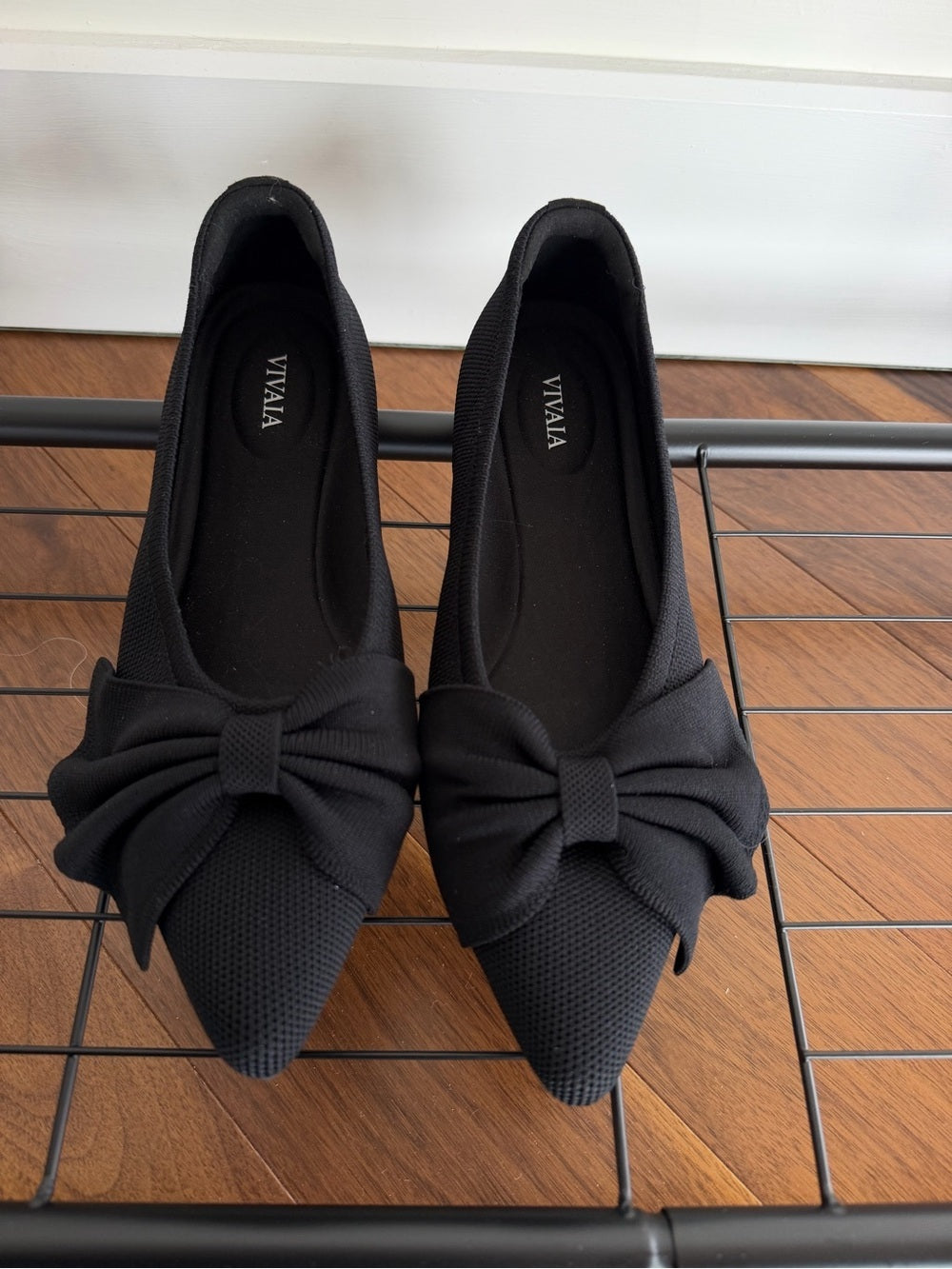 VIVAIA Black Pointed Toe Knit Bow Ballet Flats Size 39 / US 8.5 New