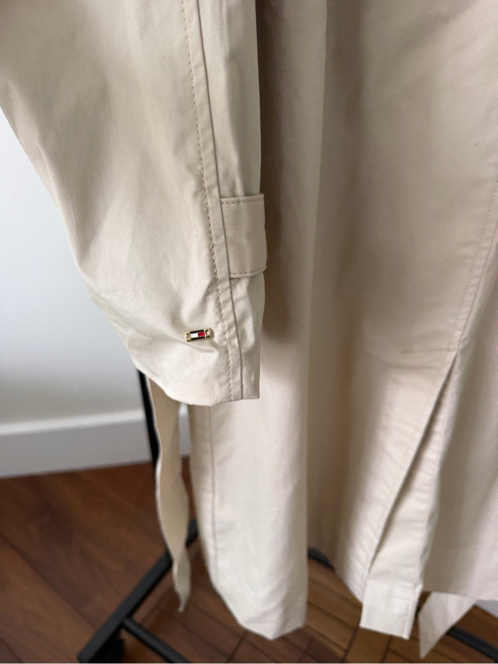 Tommy Hilfiger Classic Americana double breasted Beige Trench Coat Size S