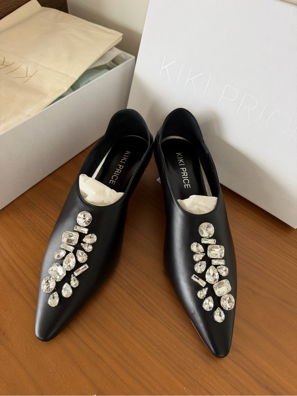 Kiki Price Black Leather Crystal Embellished Kitten Heels - Size 39.5 New NWT