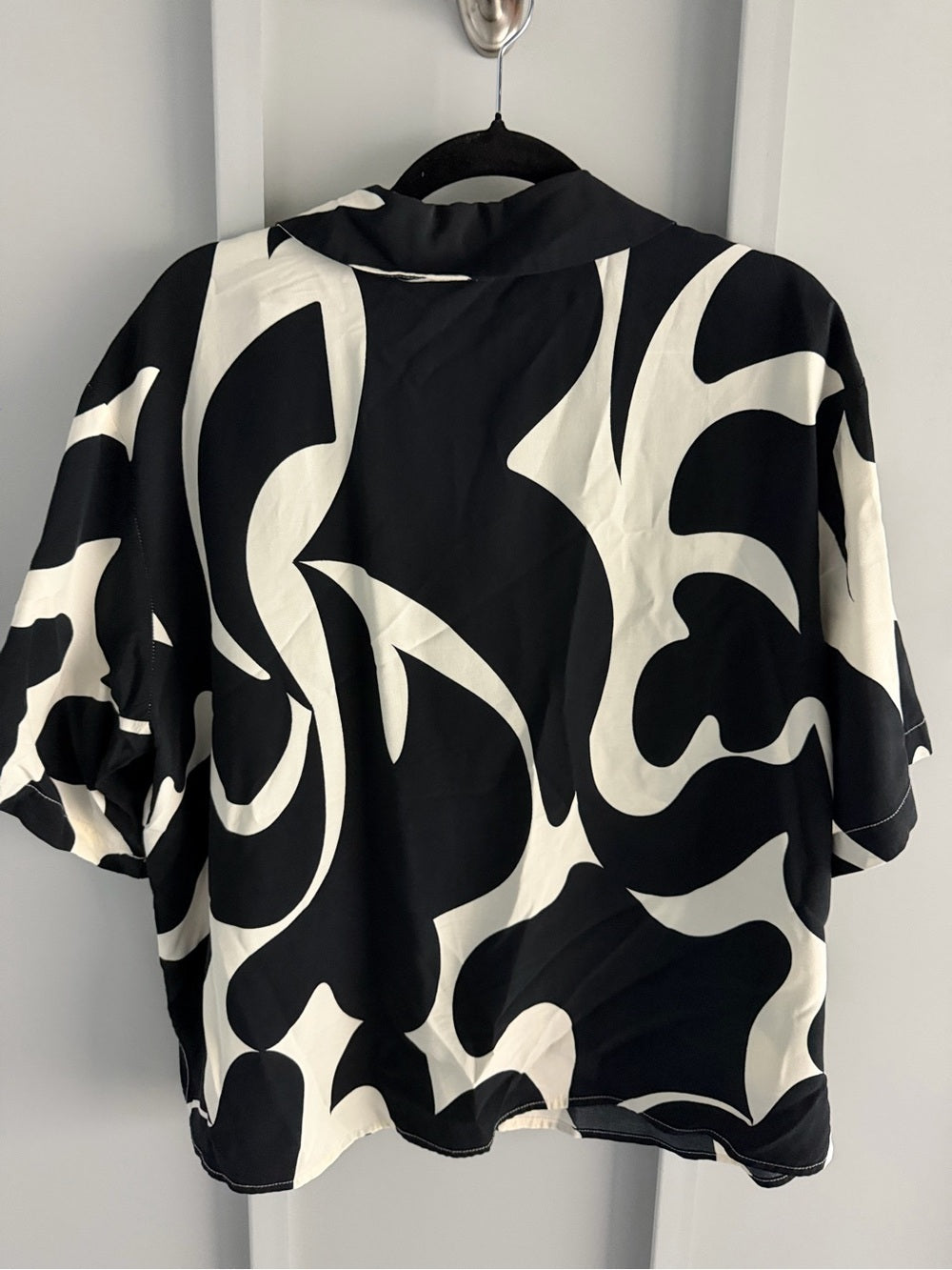 A New Day Black and White Abstract Print Oversized Blouse L