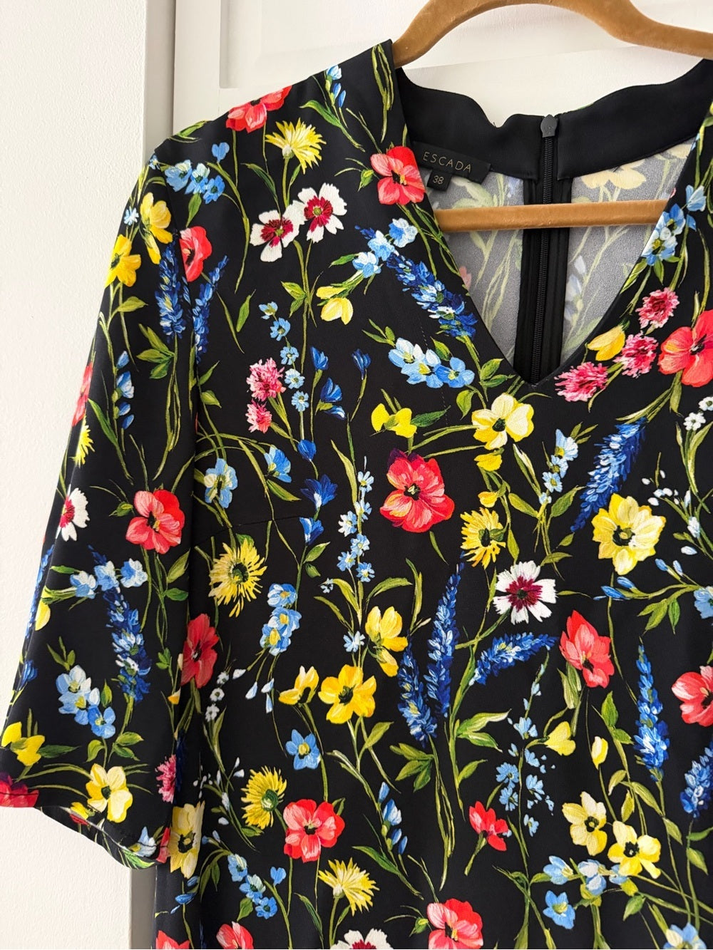 Like New Escada Vibrant Floral Black Midi Dress - Size 6/8 (EU 38)