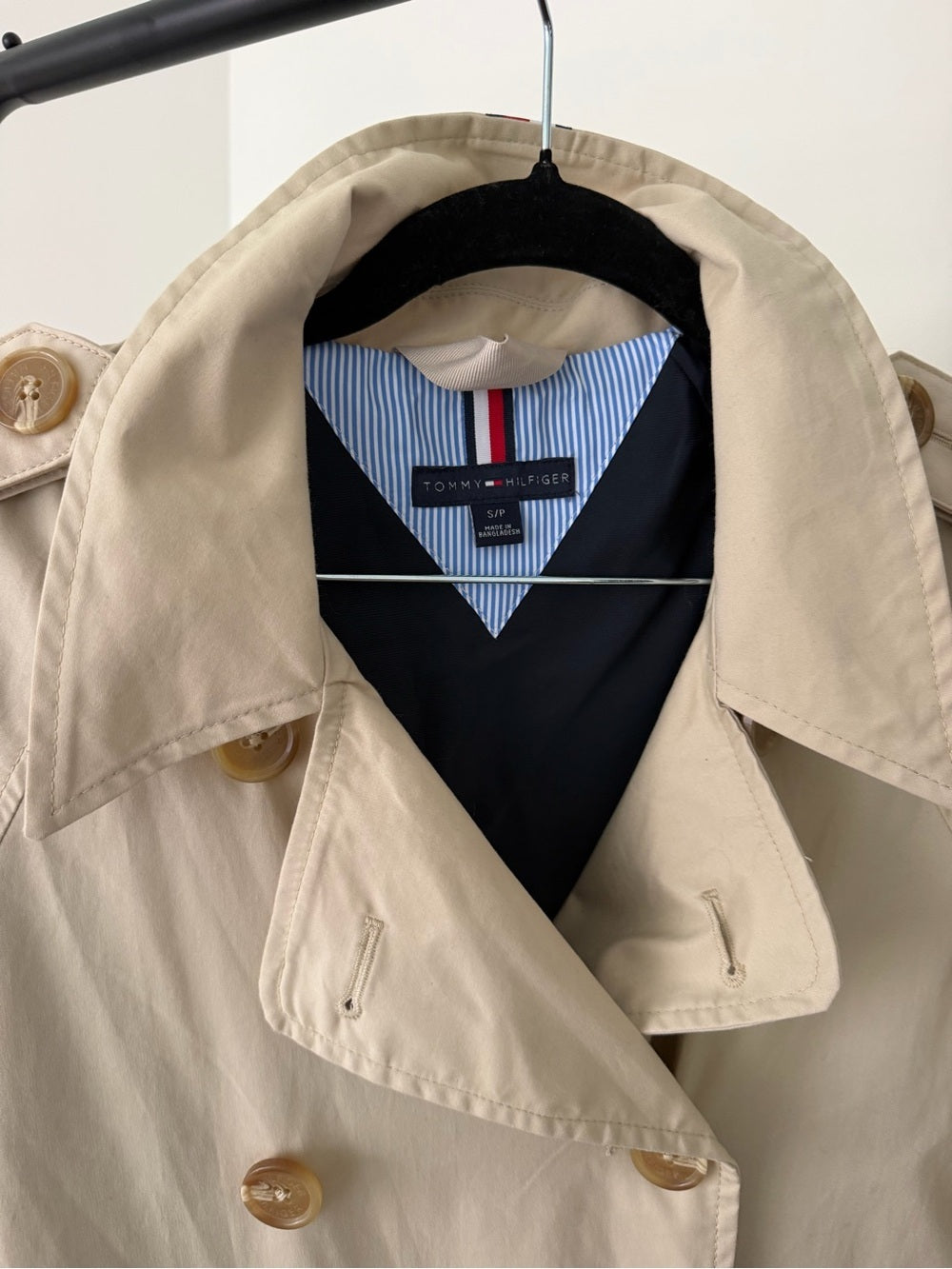 Tommy Hilfiger Classic Americana double breasted Beige Trench Coat Size S