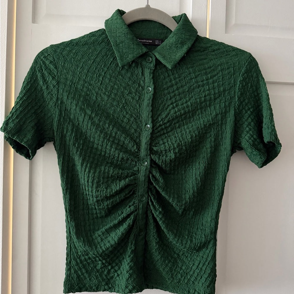 NWOT Stradivarius Ruched Textured Button Down Short Sleep Top in Green – Size S