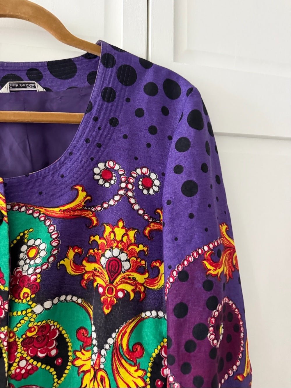 Authentic Vintage 80s Versace 100% Linen Graphic Print Jacket - Studio Edition