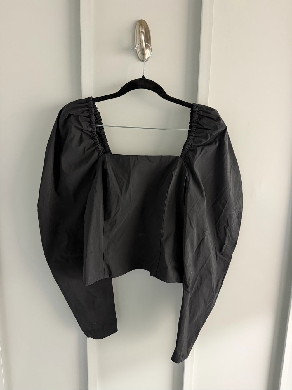 Levi’s Black Smocked Corset Top with Voluminous Sleeves - Size Medium