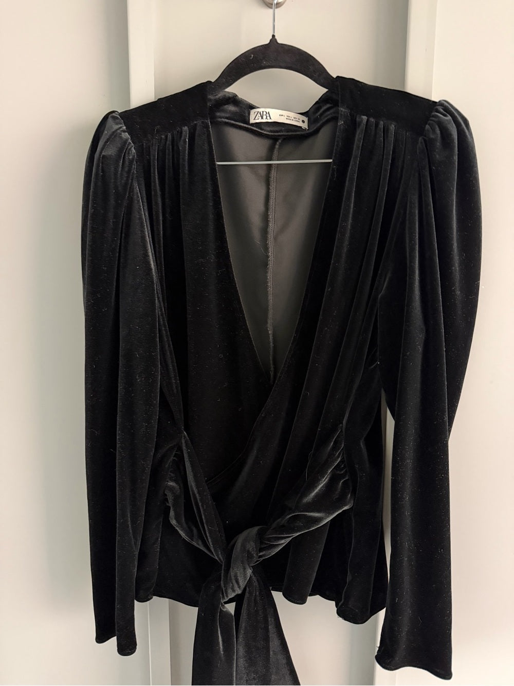 Zara Black Velvet Puff Shoulder Plunge Multi Way Wrap Top L