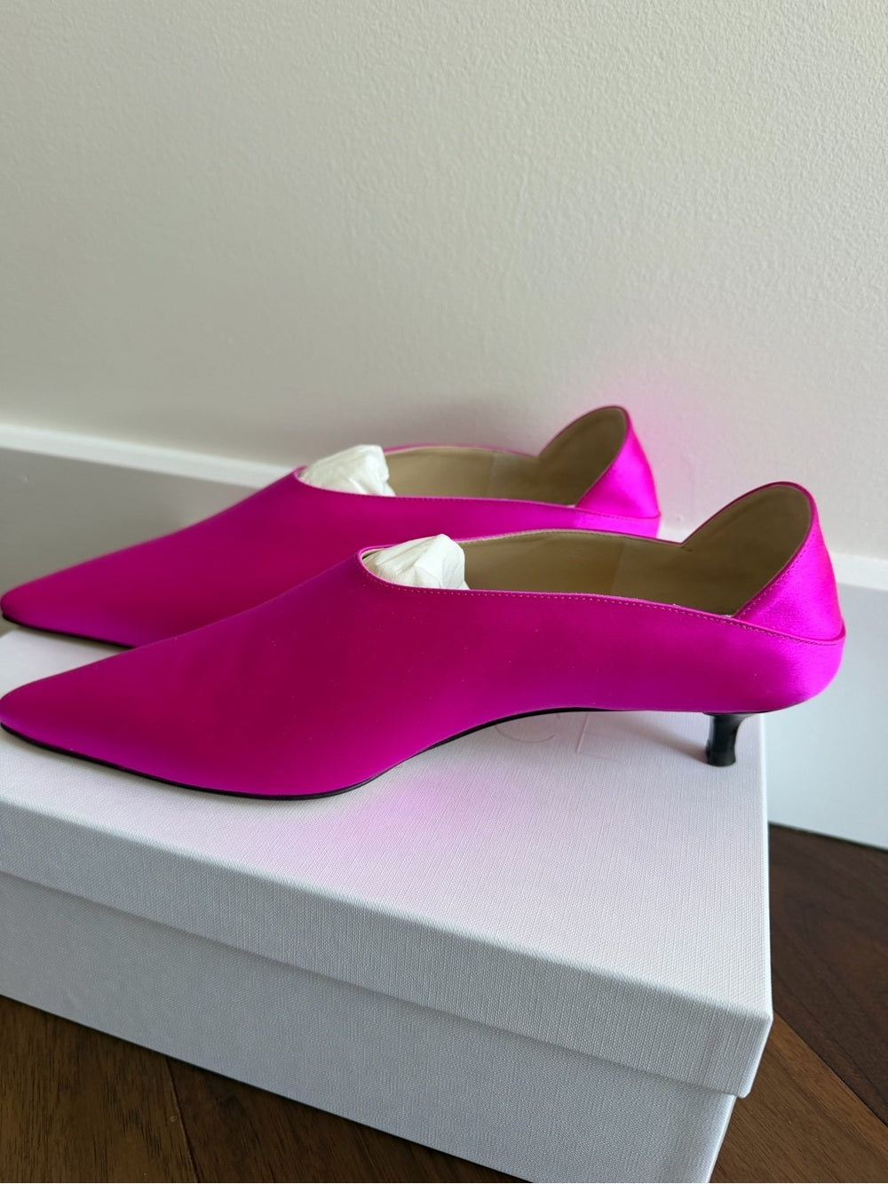 Kiki Price Fuchsia Satin Pointed-Toe Kitten Heels - Size 9 New