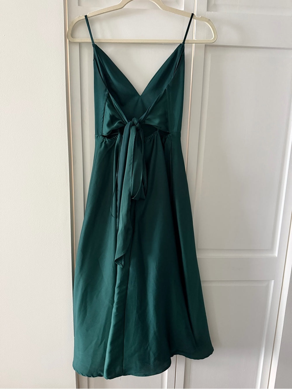 Maniju Emerald Green Satin Tie Back Midi Dress Small NWoT