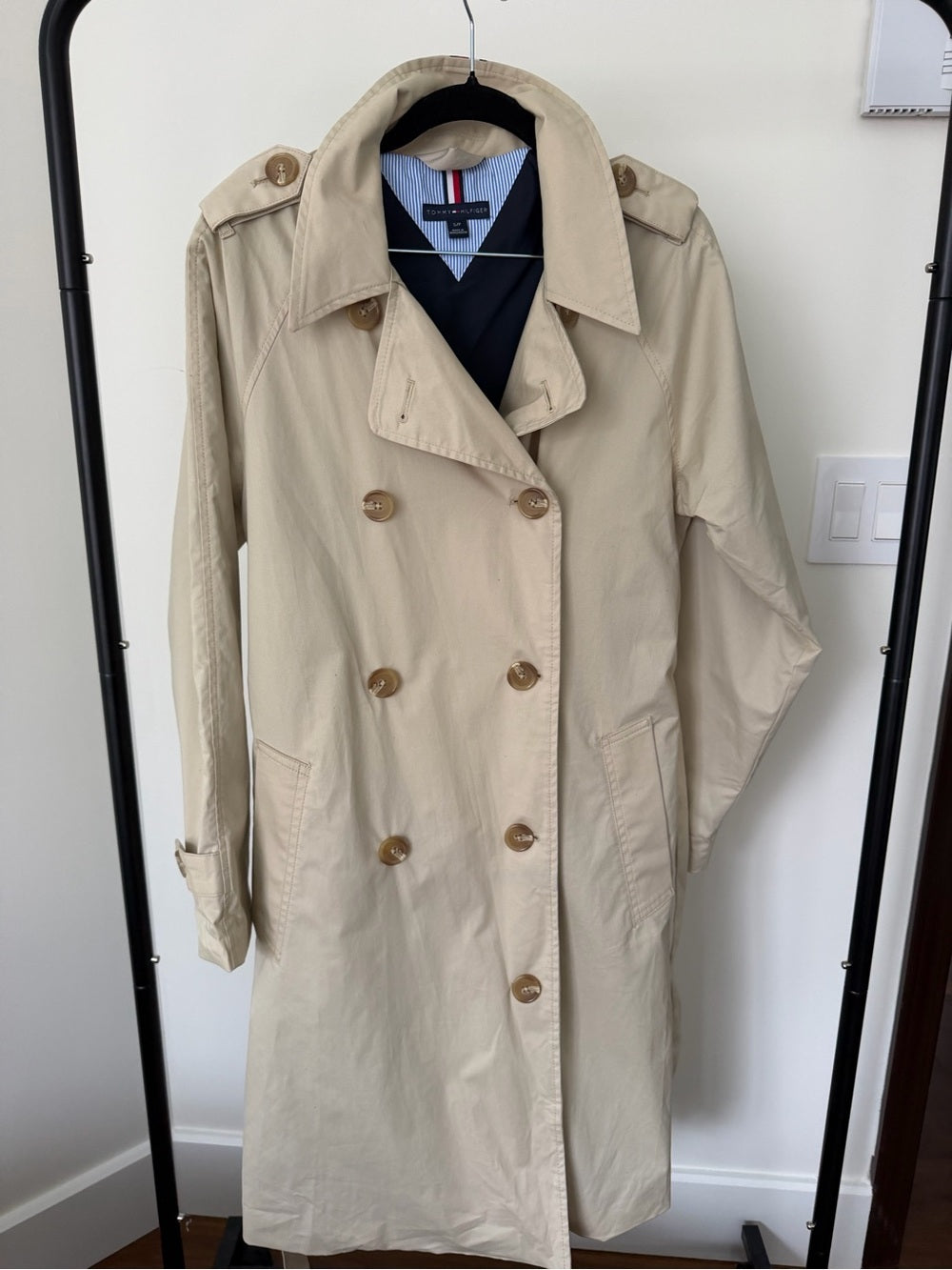 Tommy Hilfiger Classic Americana double breasted Beige Trench Coat Size S