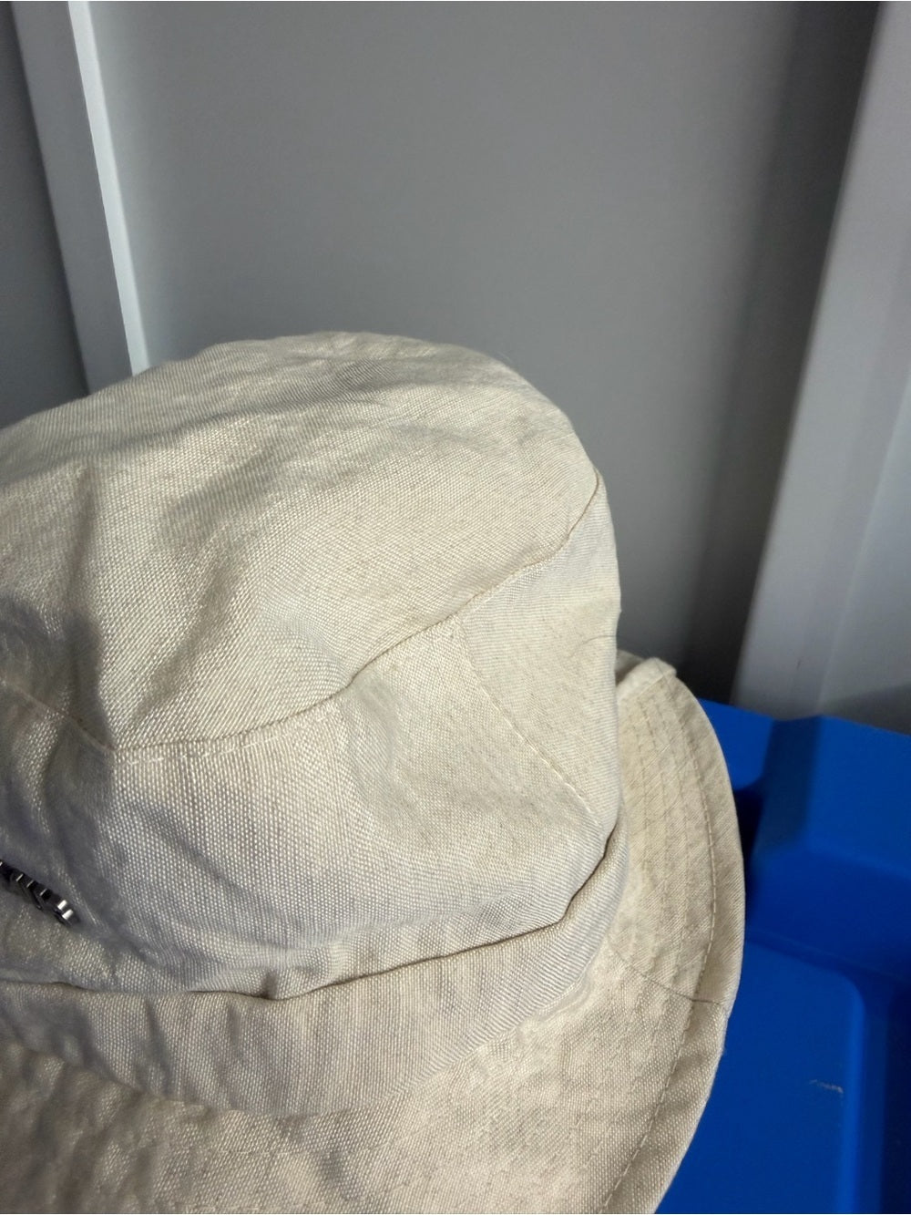 NWOT JACQUEMUS Neutral Beige Bucket Hat with Logo Plaque