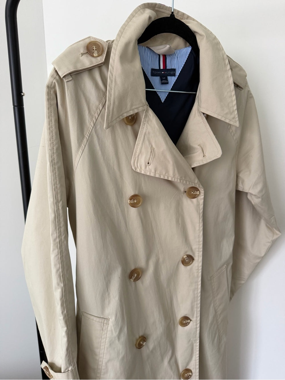 Tommy Hilfiger Classic Americana double breasted Beige Trench Coat Size S