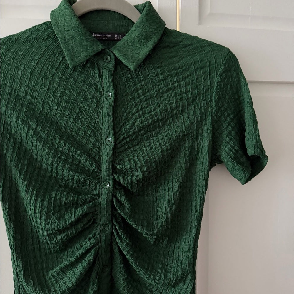 NWOT Stradivarius Ruched Textured Button Down Short Sleep Top in Green – Size S