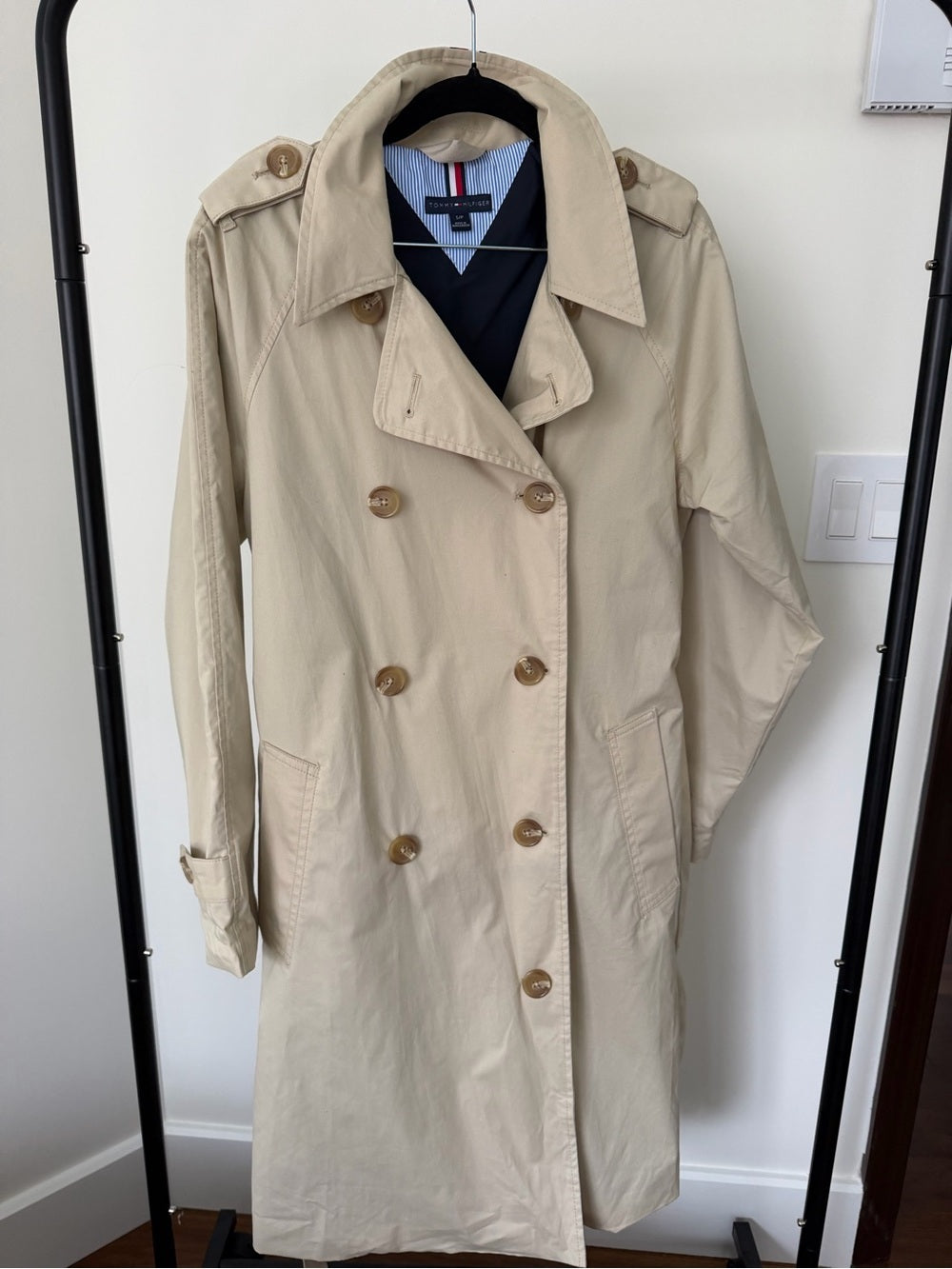 Tommy Hilfiger Classic Americana double breasted Beige Trench Coat Size S