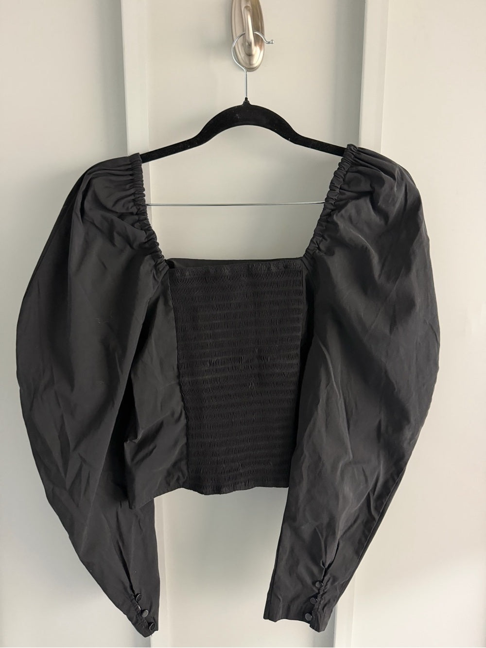 Levi’s Black Smocked Corset Top with Voluminous Sleeves - Size Medium