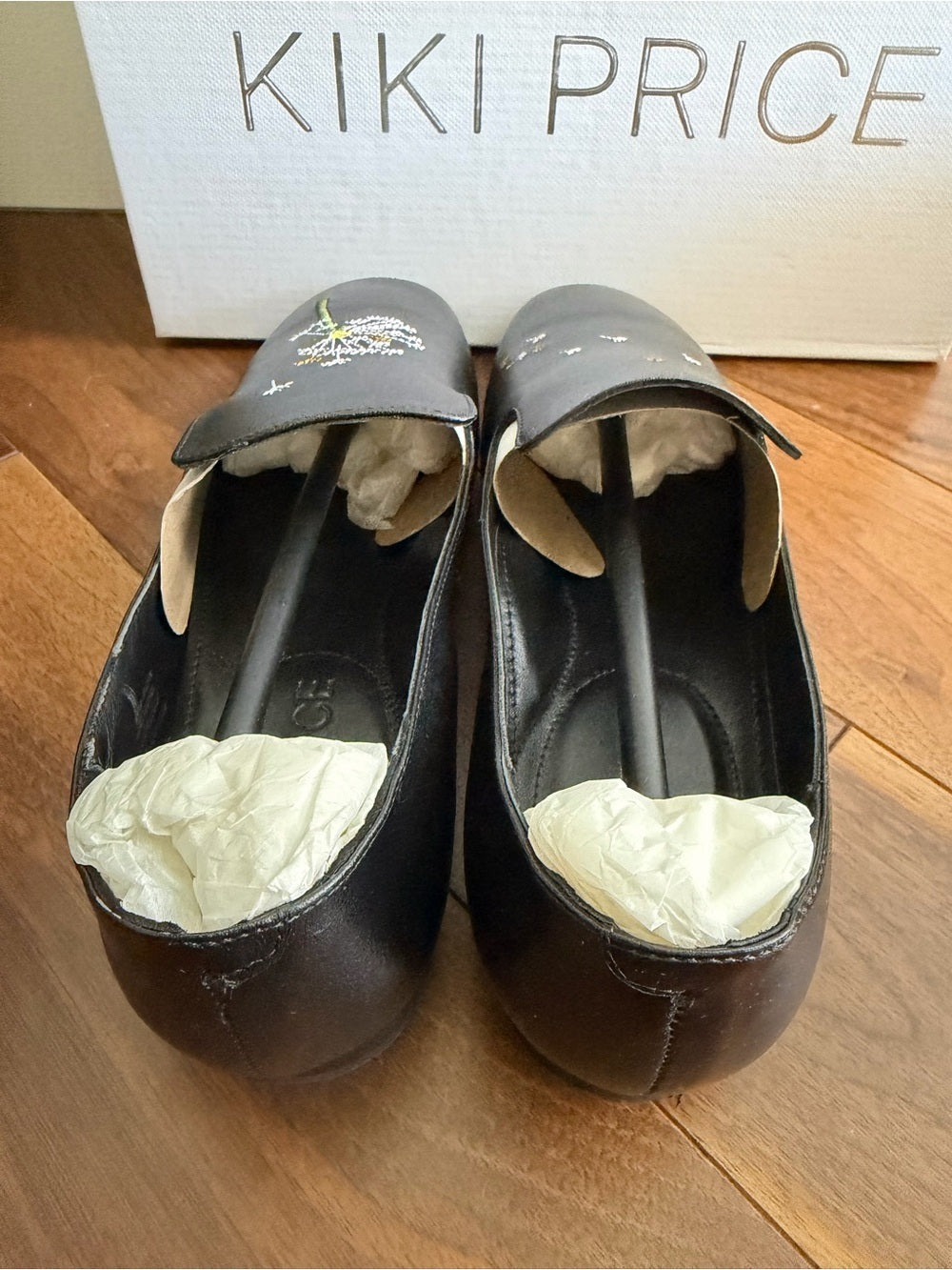 Kiki Price Embroidered Dandelion Black Leather Flats - Size 40