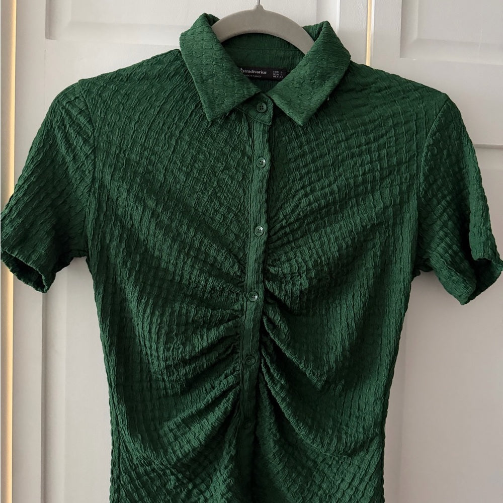 NWOT Stradivarius Ruched Textured Button Down Short Sleep Top in Green – Size S