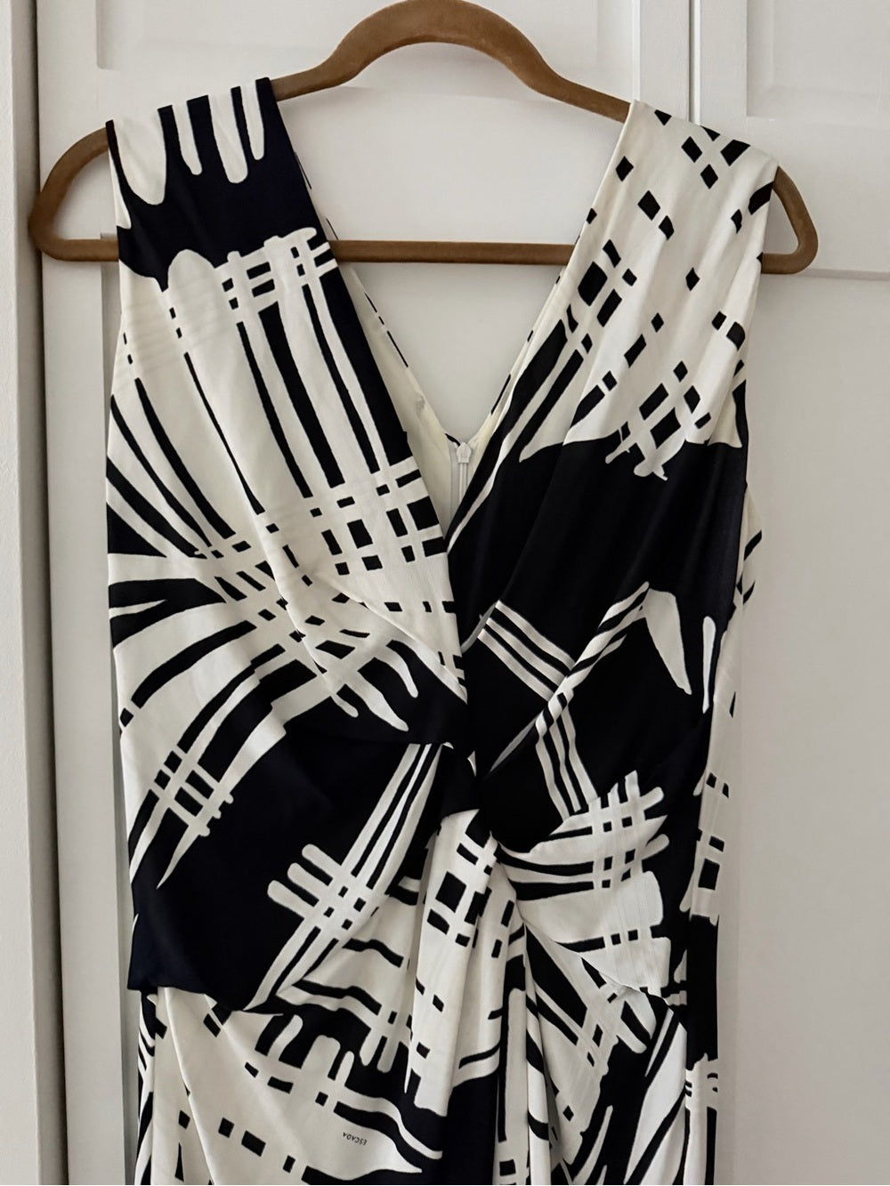 Vintage Escada Black & White Graphic Twist-Front Midi Dress - Size 40