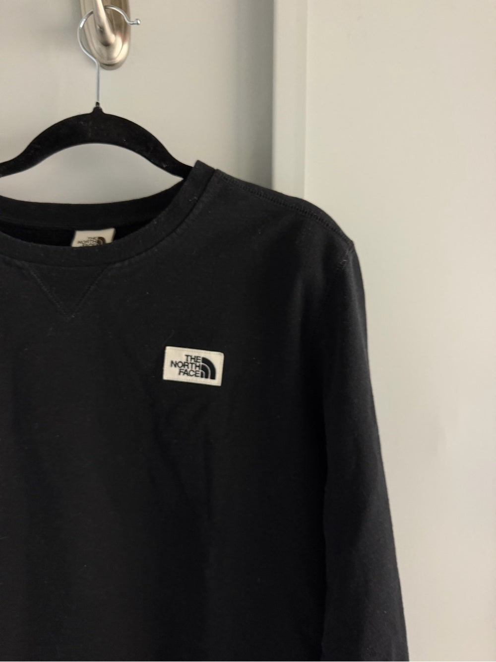 The North Face Black Patch Crew Neck Sweatshirt Men's Size M
