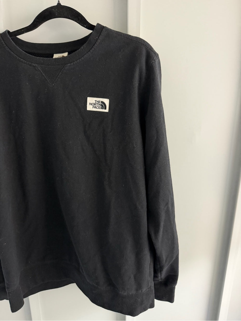 The North Face Black Patch Crew Neck Sweatshirt Men's Size M