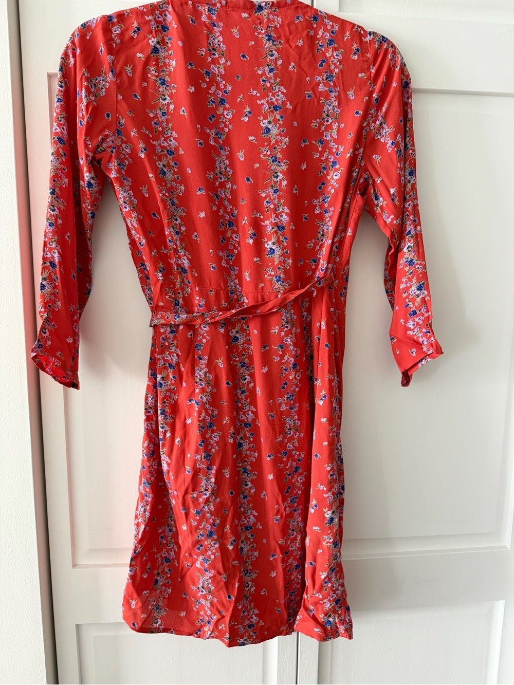 Lisakai Red Floral Long Sleeve Wrap Mini Dress Size S /M - Studio Edition