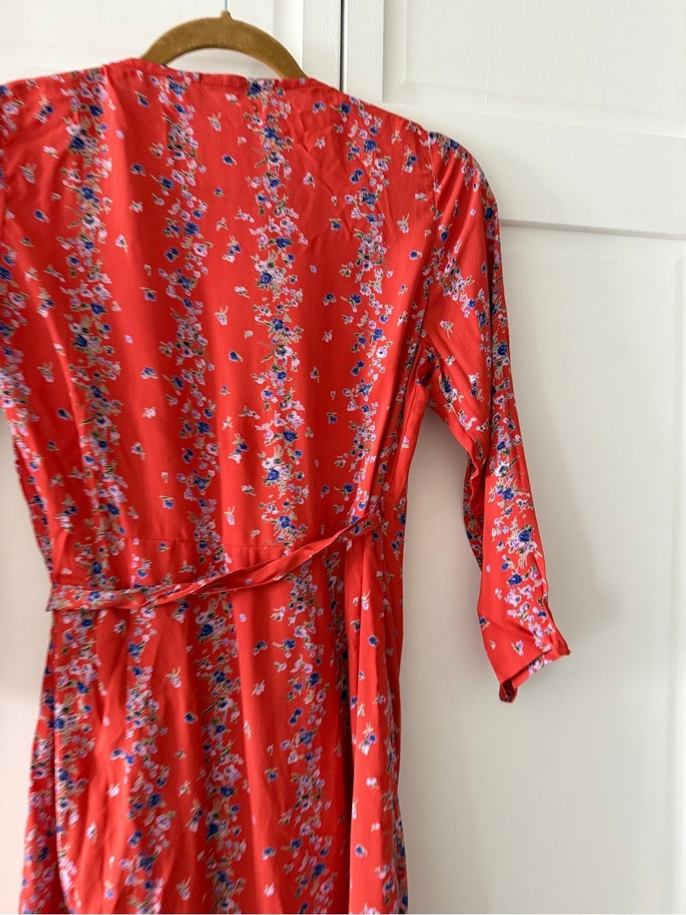 Lisakai Red Floral Long Sleeve Wrap Mini Dress Size S /M - Studio Edition