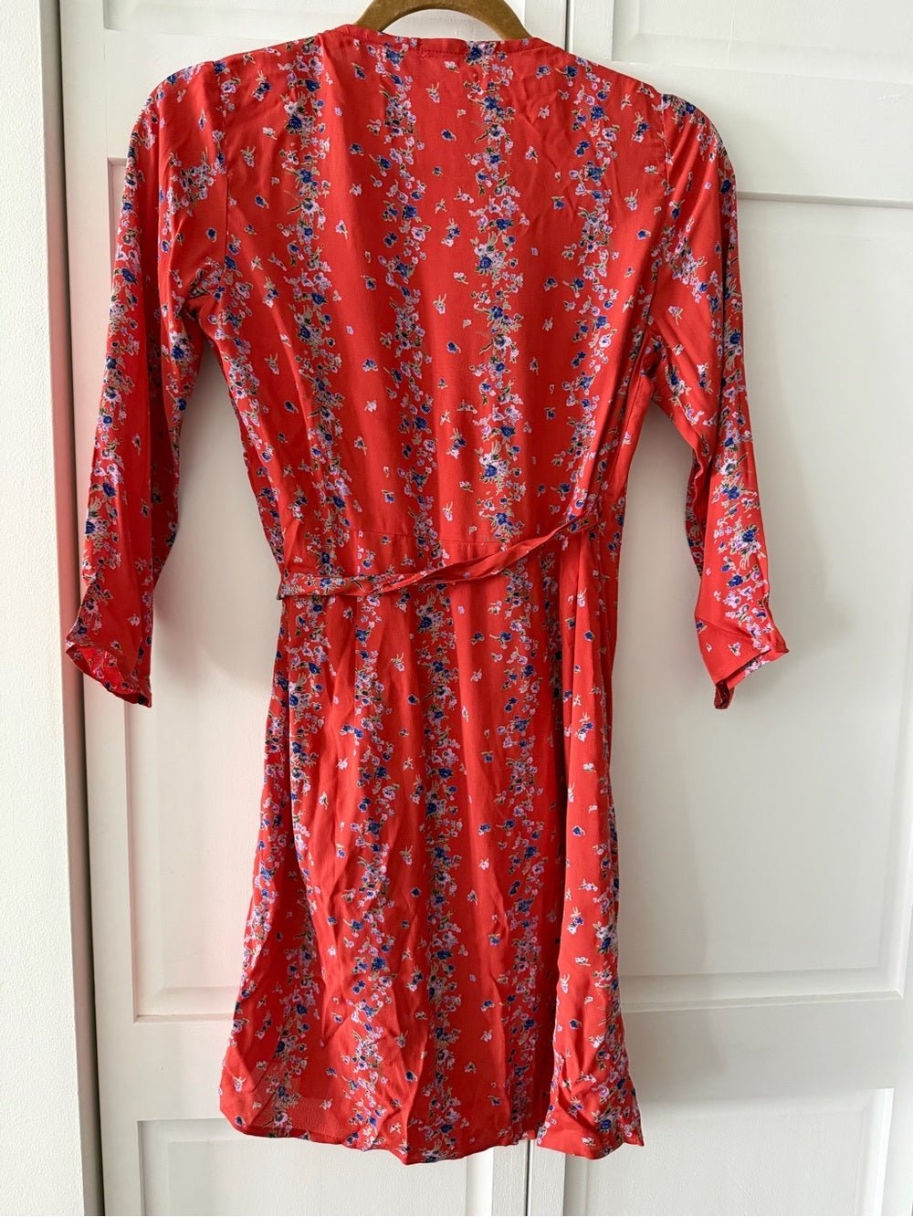 Lisakai Red Floral Long Sleeve Wrap Mini Dress Size S /M - Studio Edition