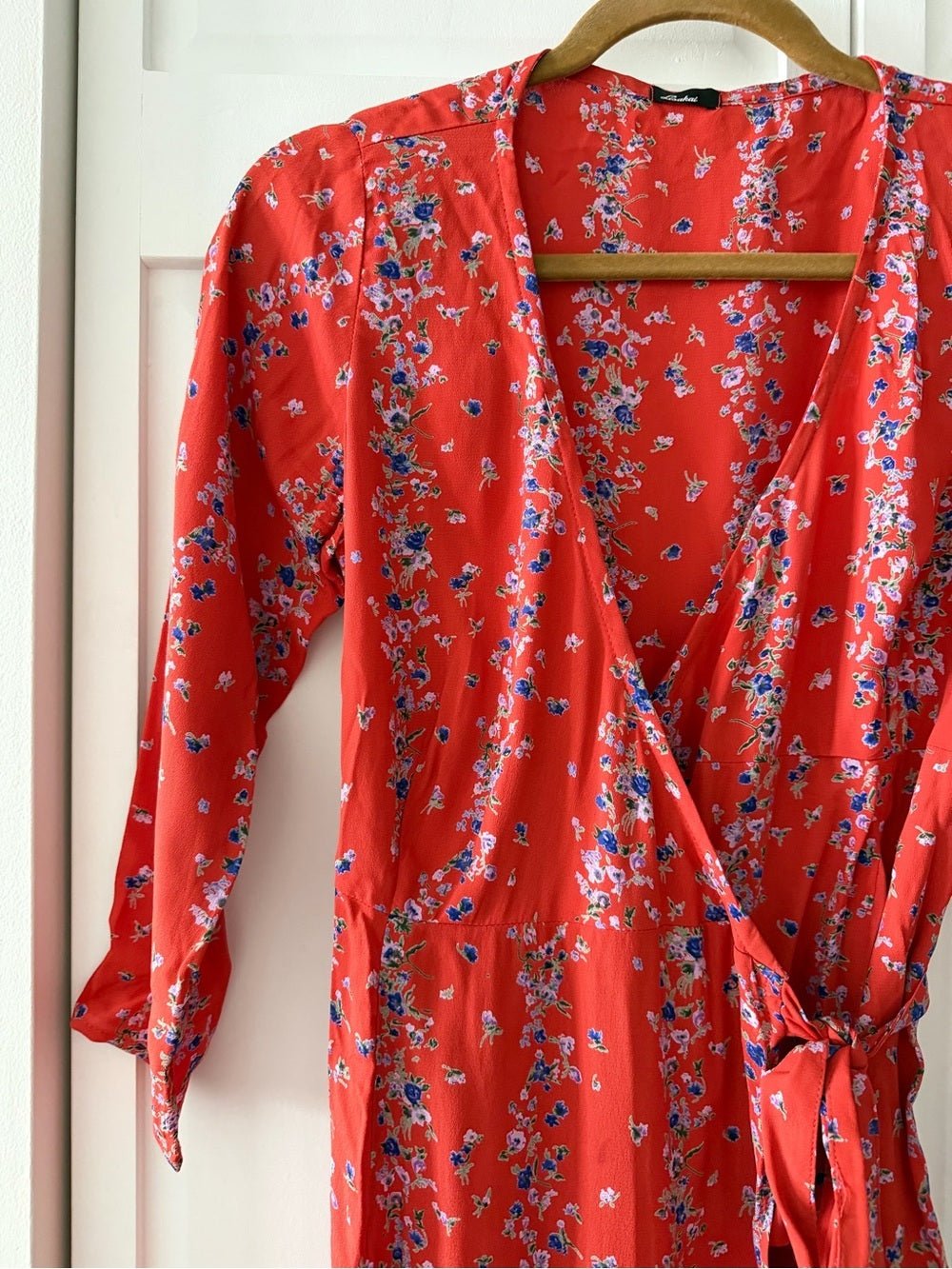 Lisakai Red Floral Long Sleeve Wrap Mini Dress Size S /M - Studio Edition