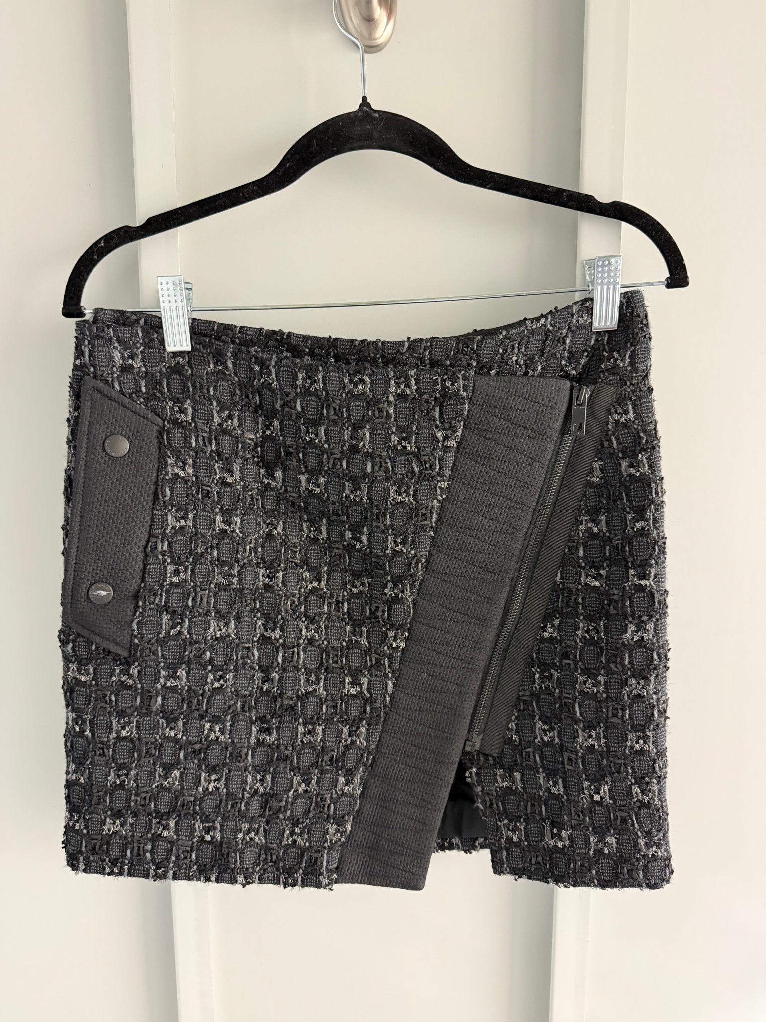 Rag & Bone Black Virgin Wool Tweed Asymmetric Zip Wrap Mini Skirt Size 2 - Studio Edition