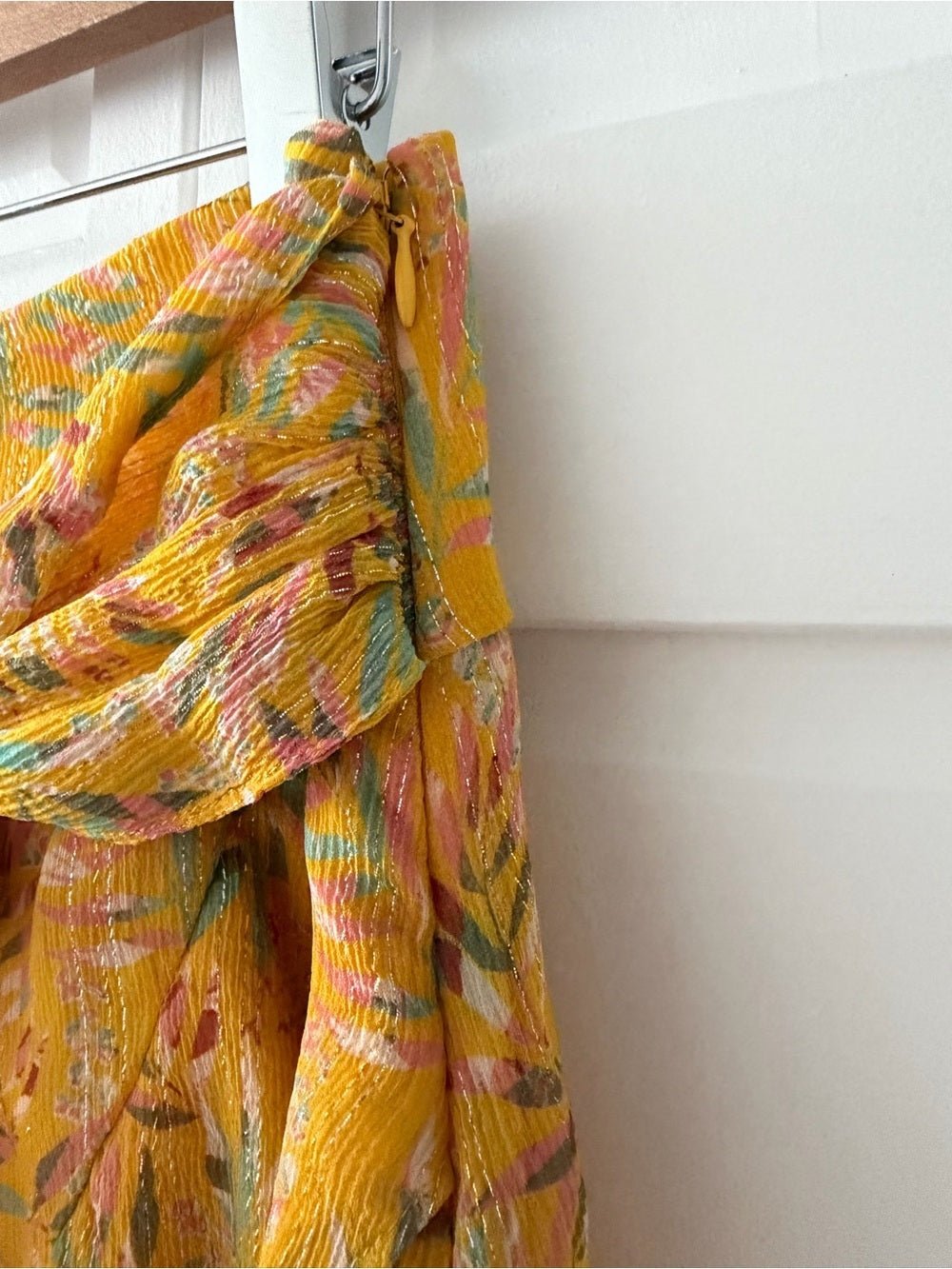 Sezane Silk Metallic Floral Mini Skirt Yellow Tie Front size FR 40/ US 6-8 - Studio Edition