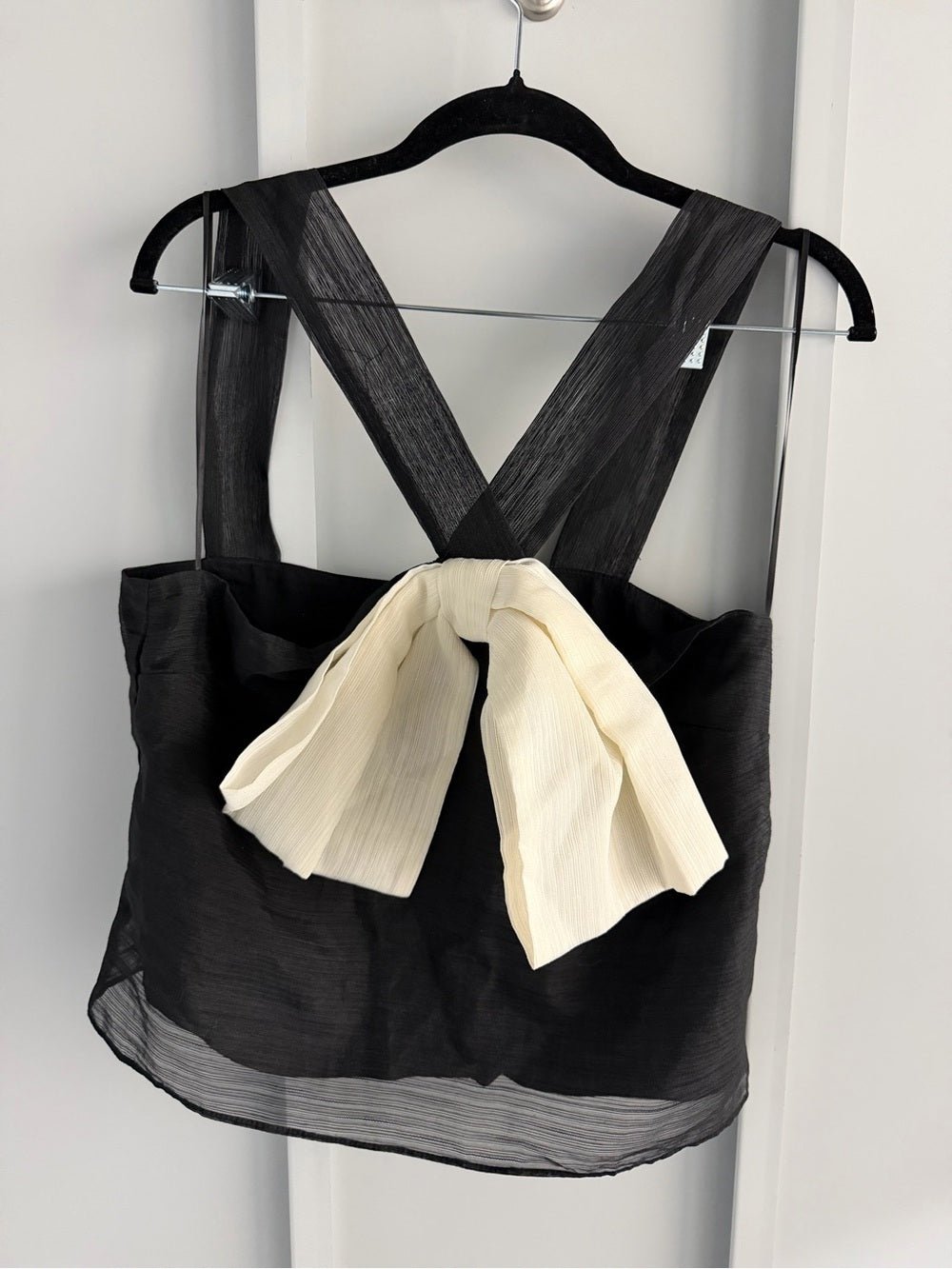 Sunday in Brooklyn Black Contrast Cream Bow Back Top L - Studio Edition